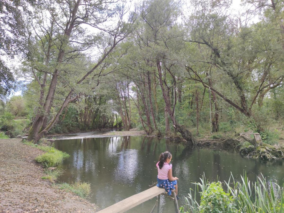 Casita Junto Al Rio En Un Entorno Natural Monforte De Lemos Buitenkant foto